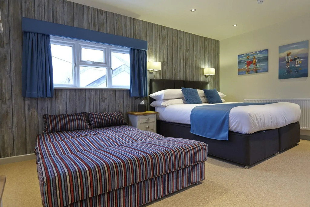 Waveney Inn & Hotel