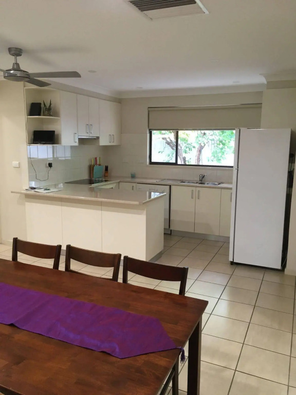 Aarinda Holiday Apartments