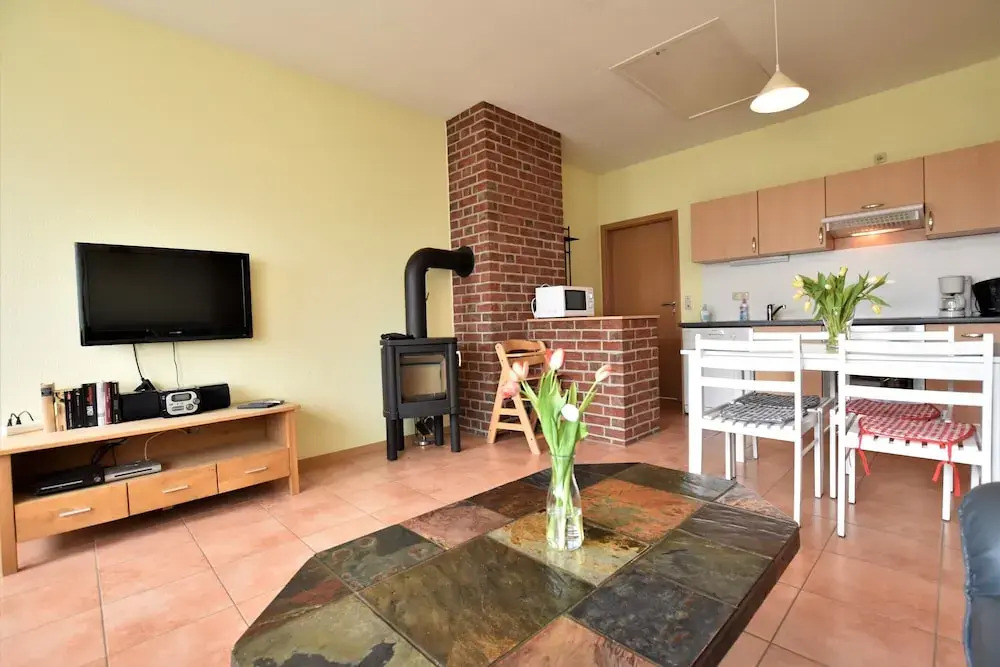 Spacious Home, Zierow