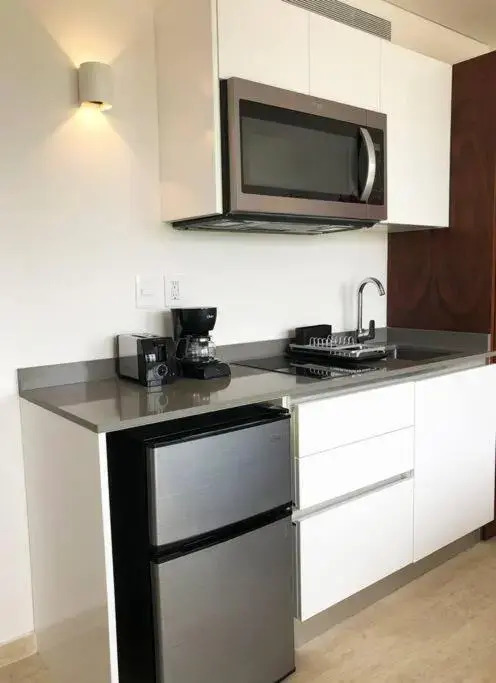 NUEVO - Central Park Lagunas/swamp pool/wifi 90mbp