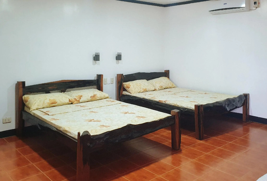 RedDoorz at La Sefa Hotel and Resort Atimonan