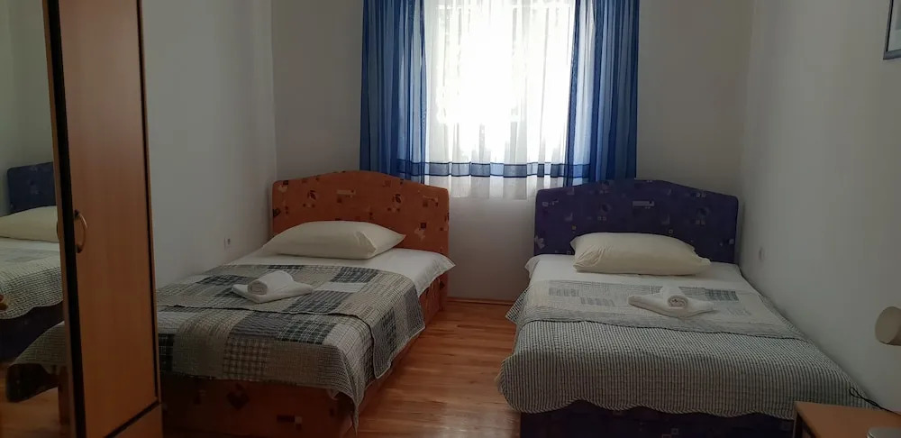 Apartment Ljiljana