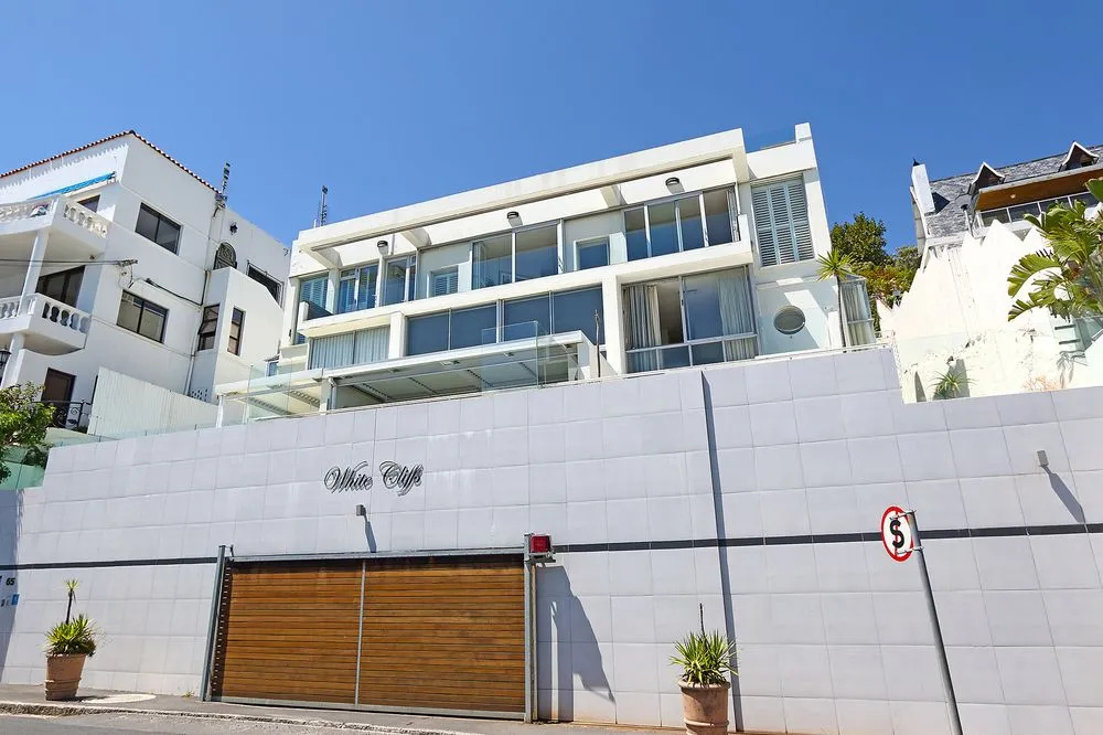 Clifton Santorini