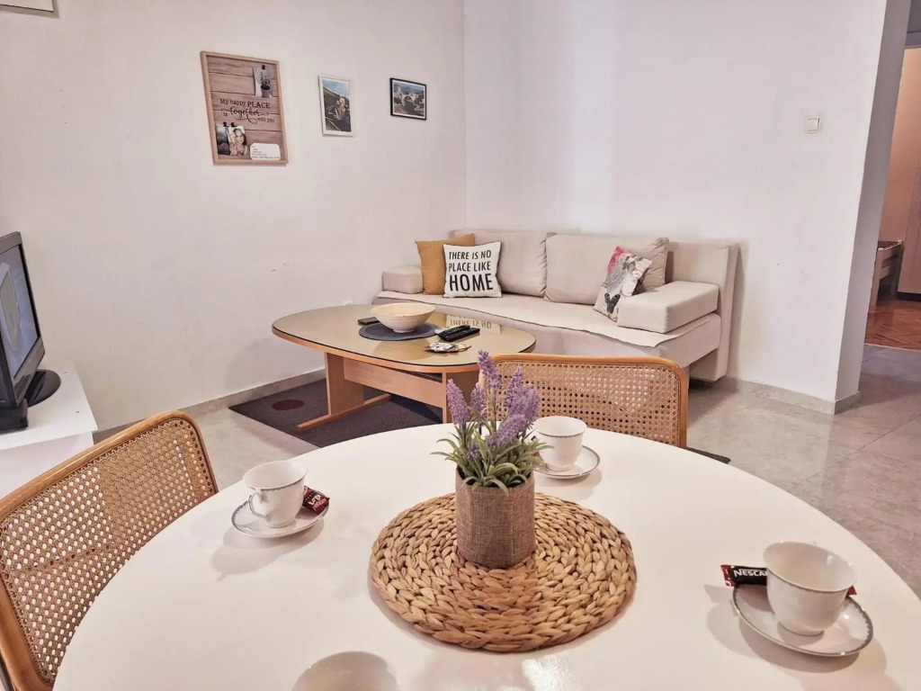 Apartman Square