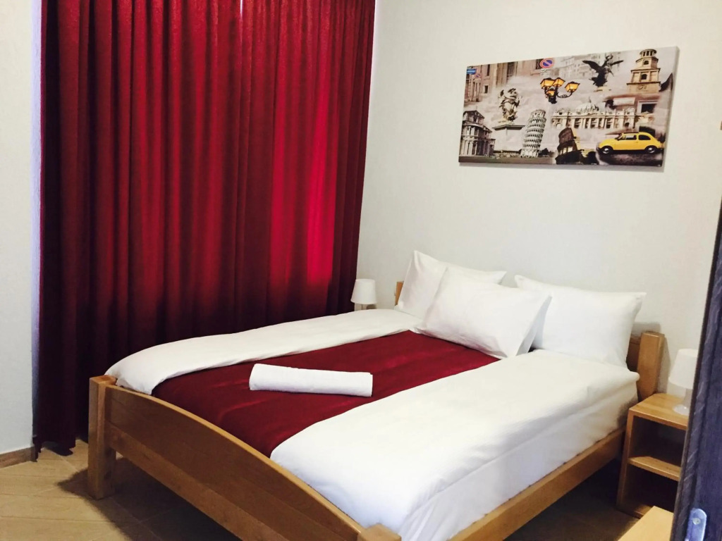 Becar Pyramids B&B