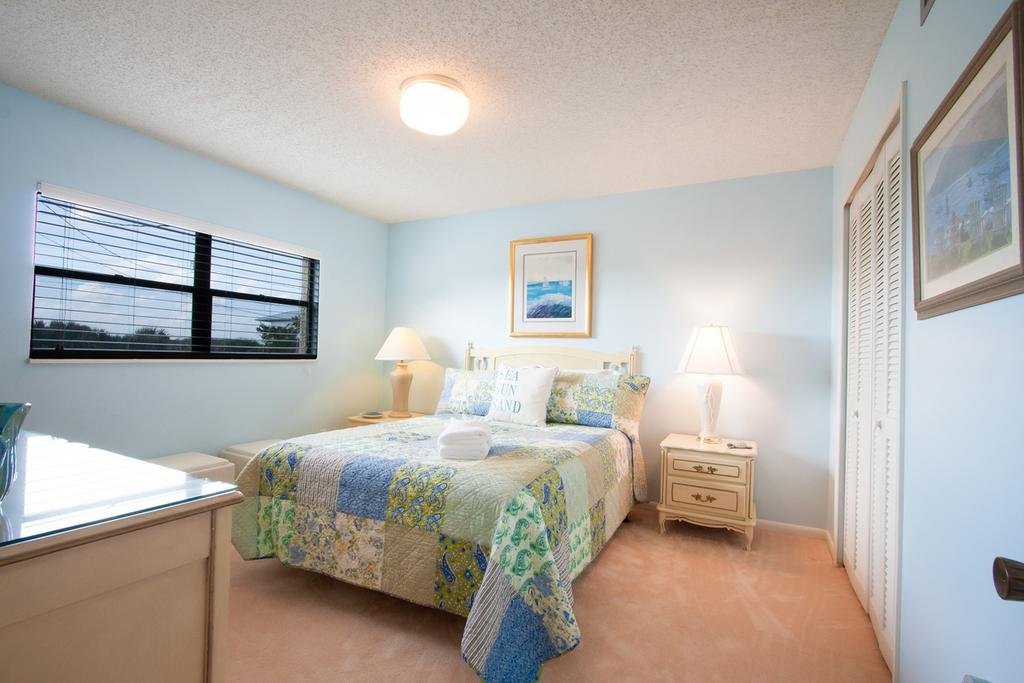 Turtle Cove 4 Br home by RedAwning