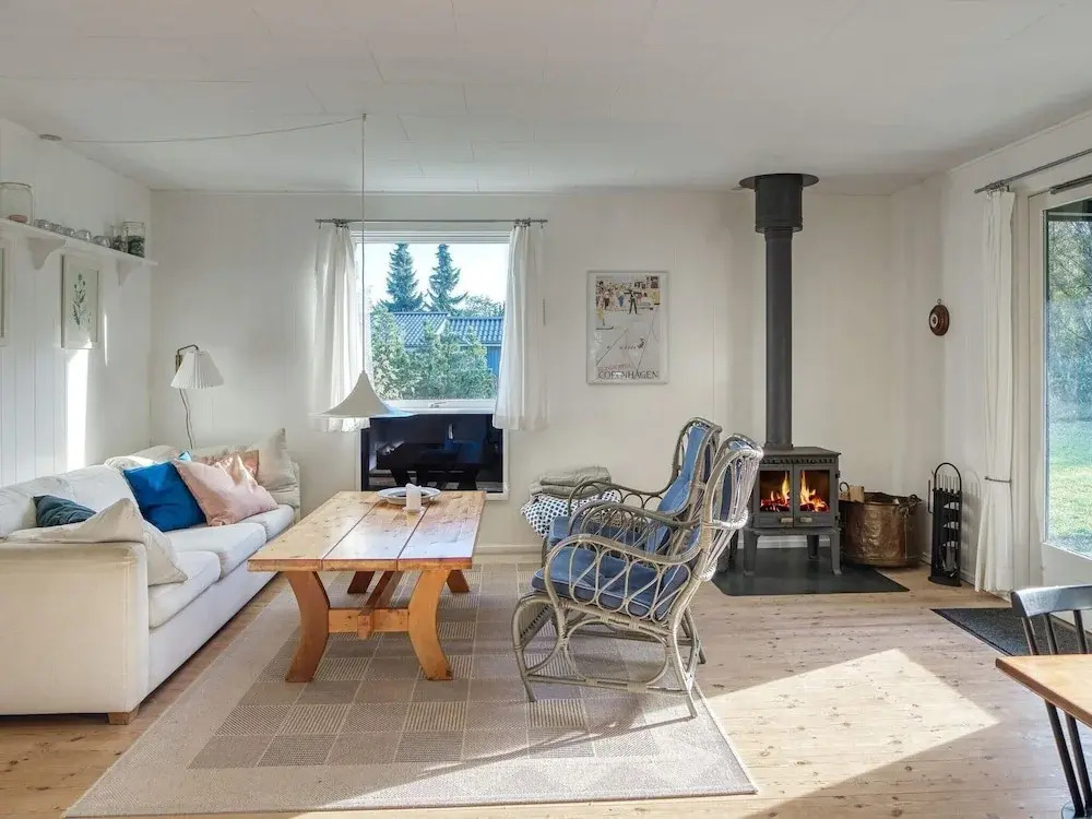 4 Person Holiday Home in Vaeggerlose