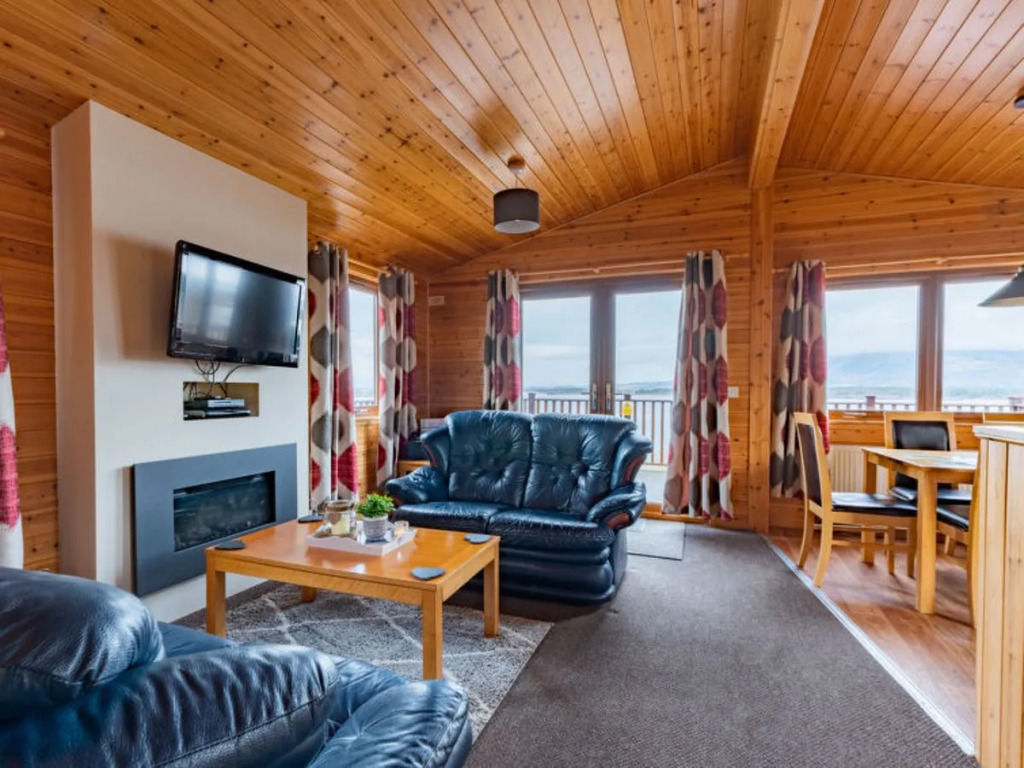 Chalet Loch Leven Lodge 12 by Interhome