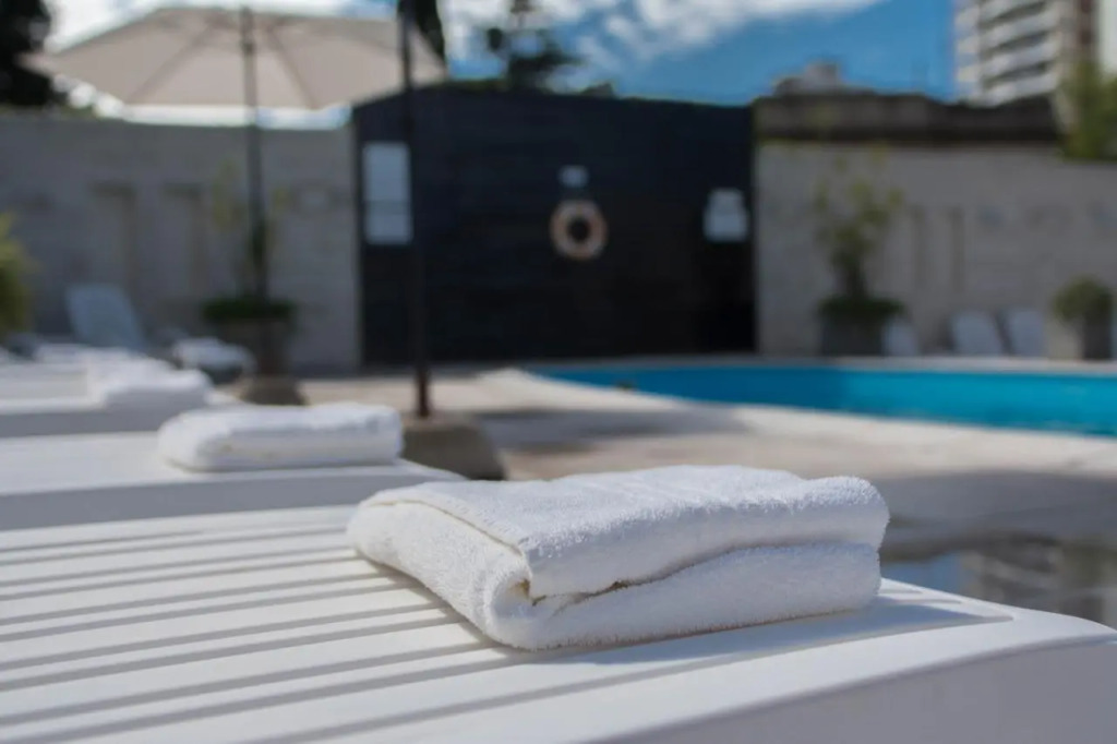 Maran Suites & Towers