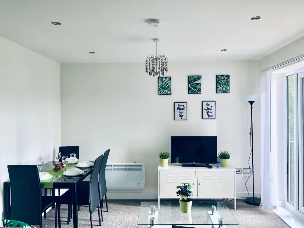 Snapos Luxury Serviced Apartments – Shield House