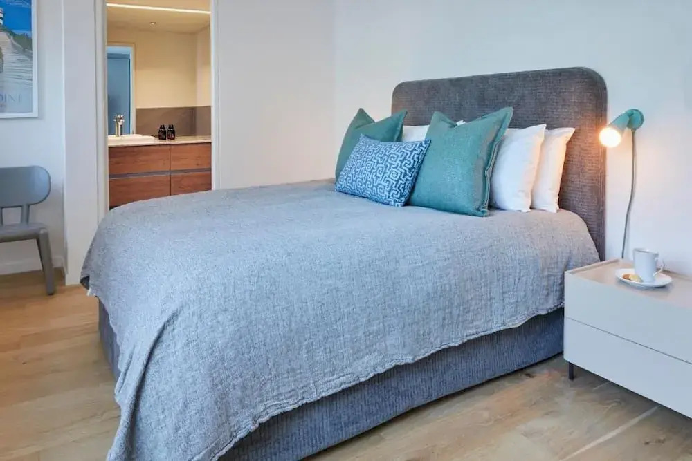 Xenia Signature Collection by Totalstay