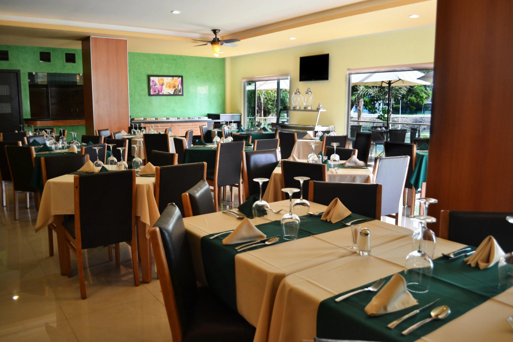Hostalia Hotel Expo & Business Class