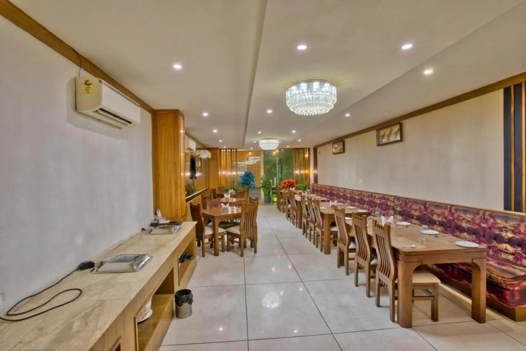 Hotel Height View Residency