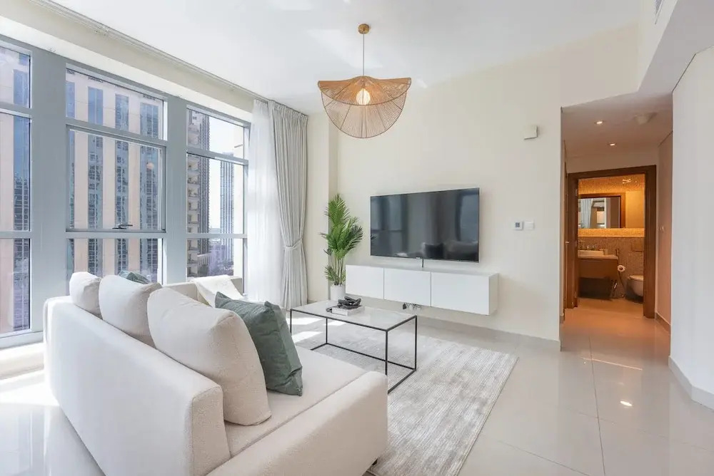 1 Bedroom and Situated Near Burj Khalifa and Dubai Mall