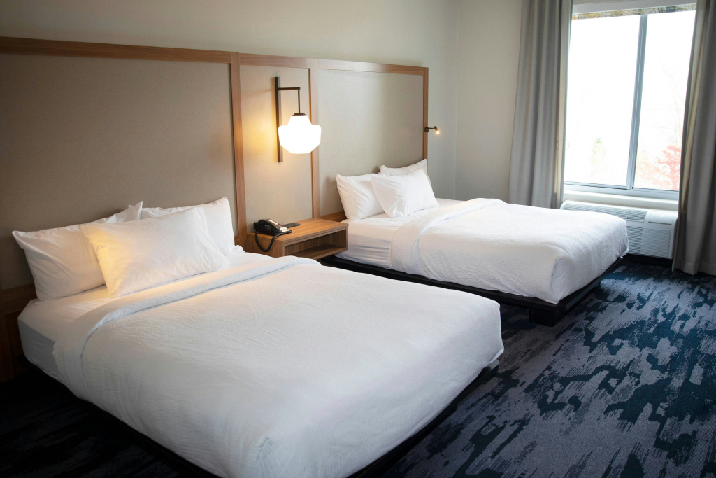 Fairfield Inn & Suites Marquette