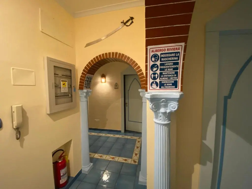 Albergo Riviera B&B Rooms & App Sea-View