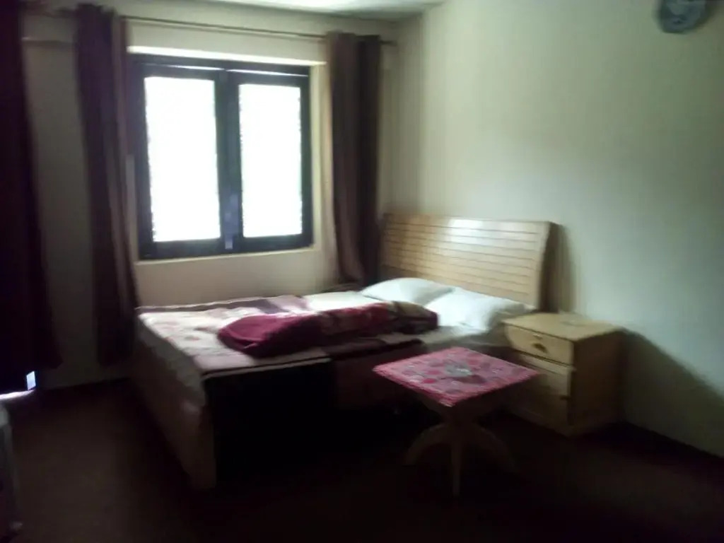 Abbott Hills Guest House