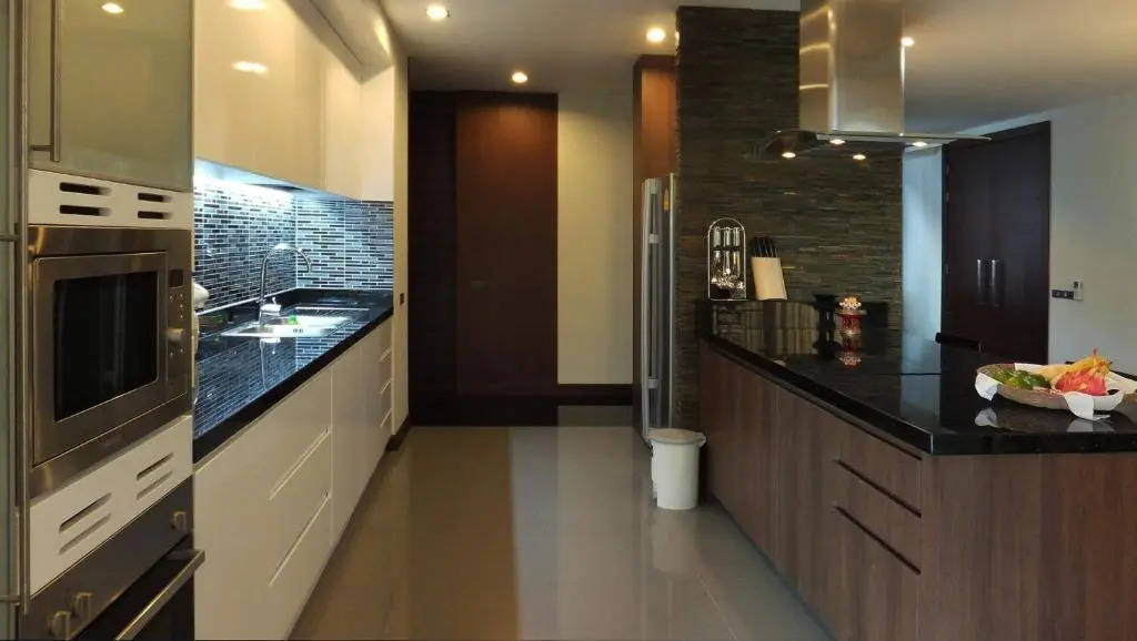Karon Suite Apartment