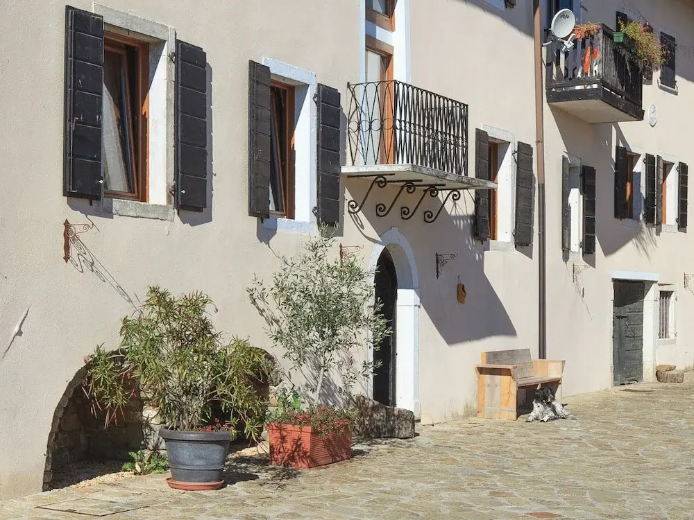 Traditional Apartment in Poffabro with Fireplace