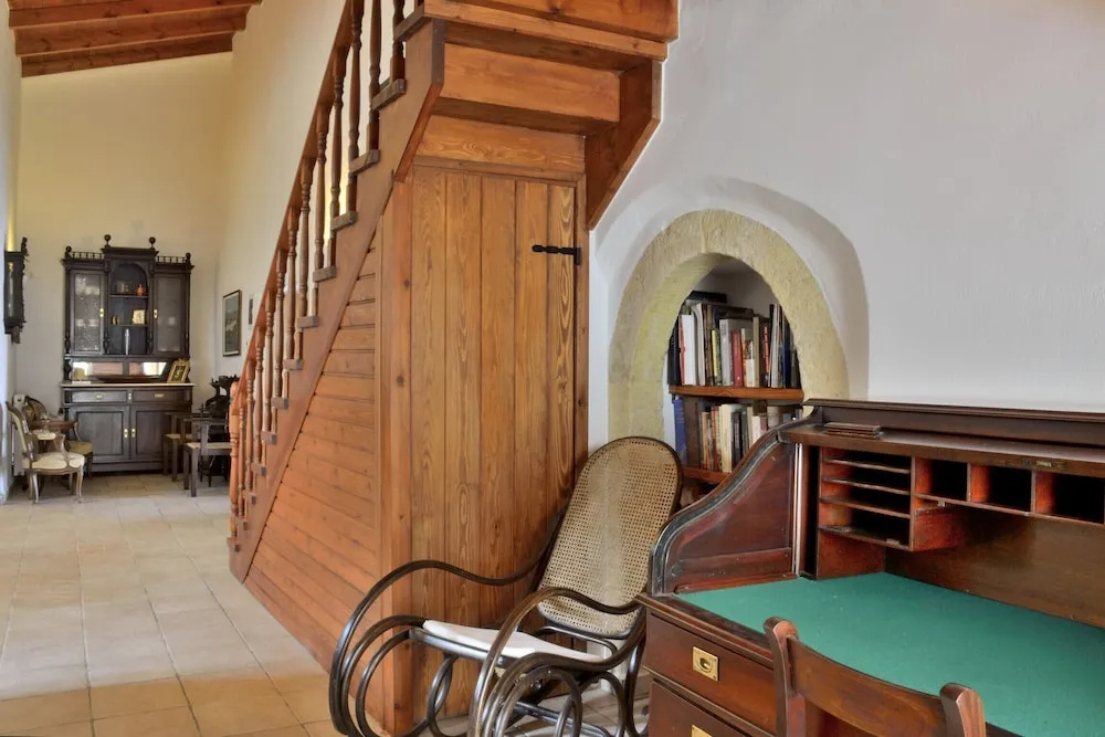 Mylo Villa