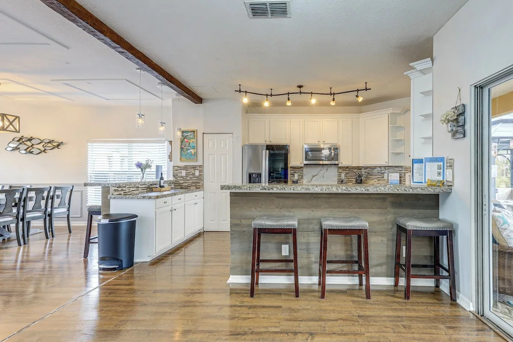 Pool & Spa: Spacious Port St Lucie Villa