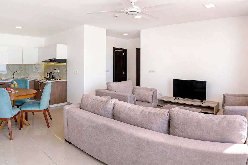 Corundum Breeze Negombo