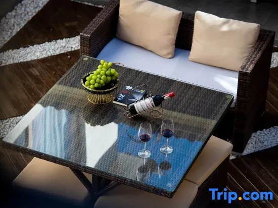 Qingxi Sunny Resort Beauty Inn • Lijiang Ancient City Store