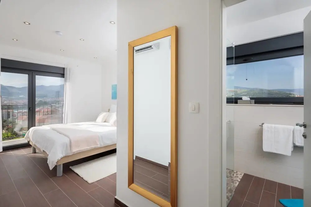 Villa Salt - 10 people, heated pool, Trogir, near beach & Split airport
