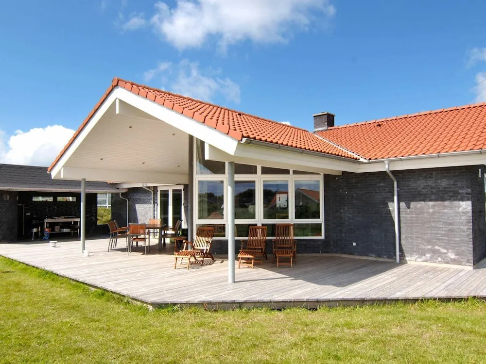 Splendid Holiday Home in Hvide Sande With Sauna