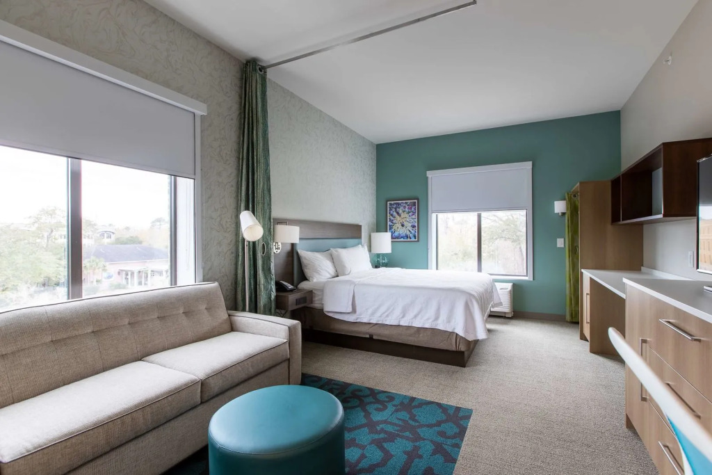 Home2 Suites By Hilton Charleston Daniel Island, Sc