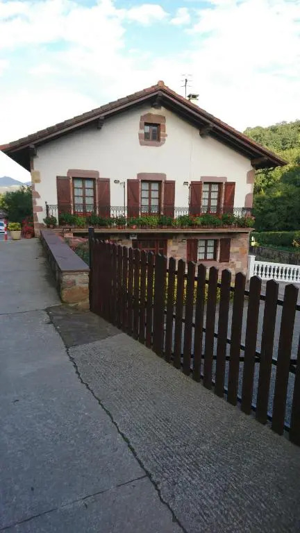 Bizentenea