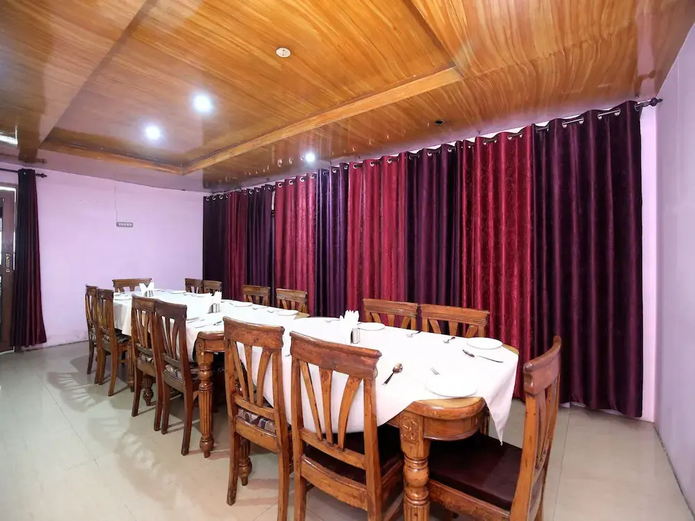 Hotel Nav Classic by OYO Rooms
