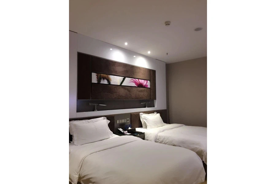 Lifeng Hotel (Beijing Universal Resort, Jiukeshu Metro Station)