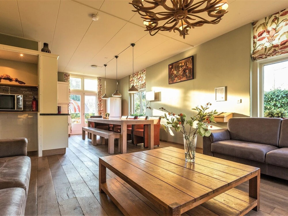 Forest Lodge in De Bult near Pool & Restaurant