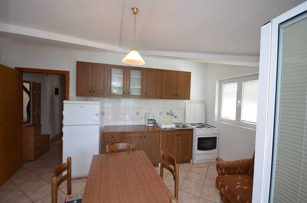 Apartments Zlatko