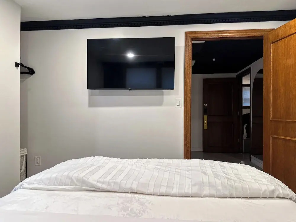 DTW Suites