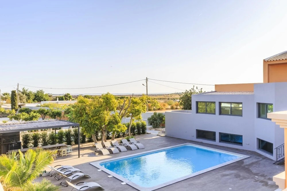 Villa With 3 Bedrooms in Quelfes, With Wonderful sea View, Pool Access