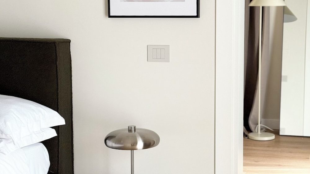 Bayab Charming Rooms - Corso Garibaldi