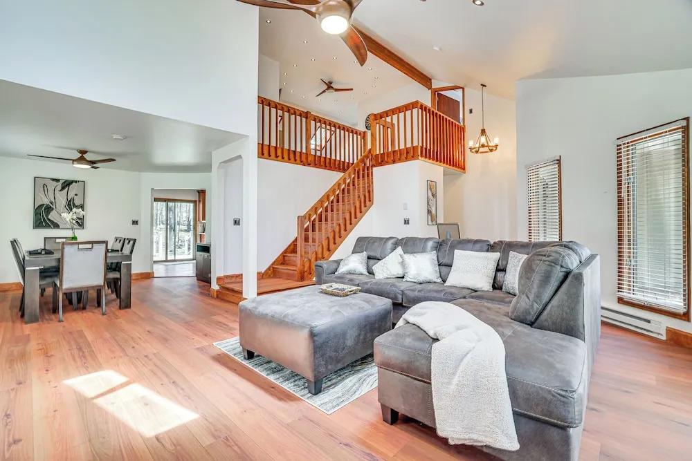 Spacious Retreat 7 Mi to Tobyhanna State Park!