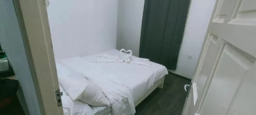 HOMESTAY ASTON GARDEN KB