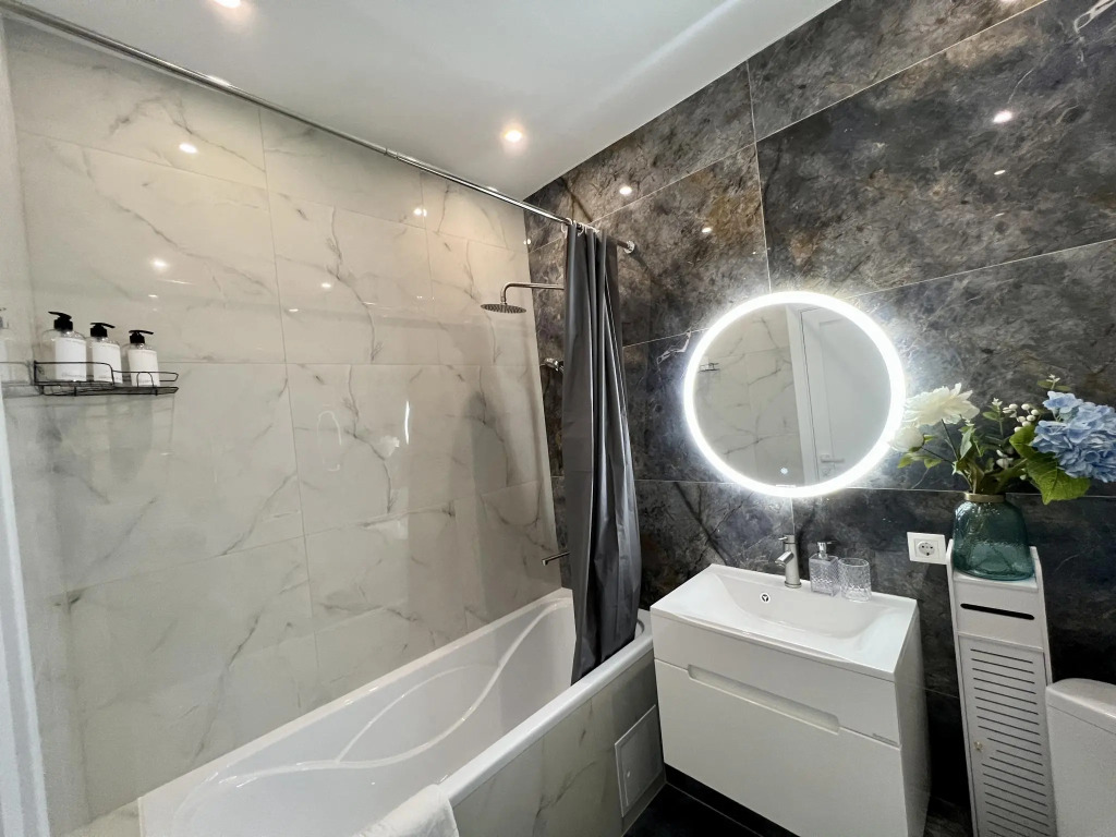 RentFlat (Рент Флэт) на улице Генерала Маргелова 5/2