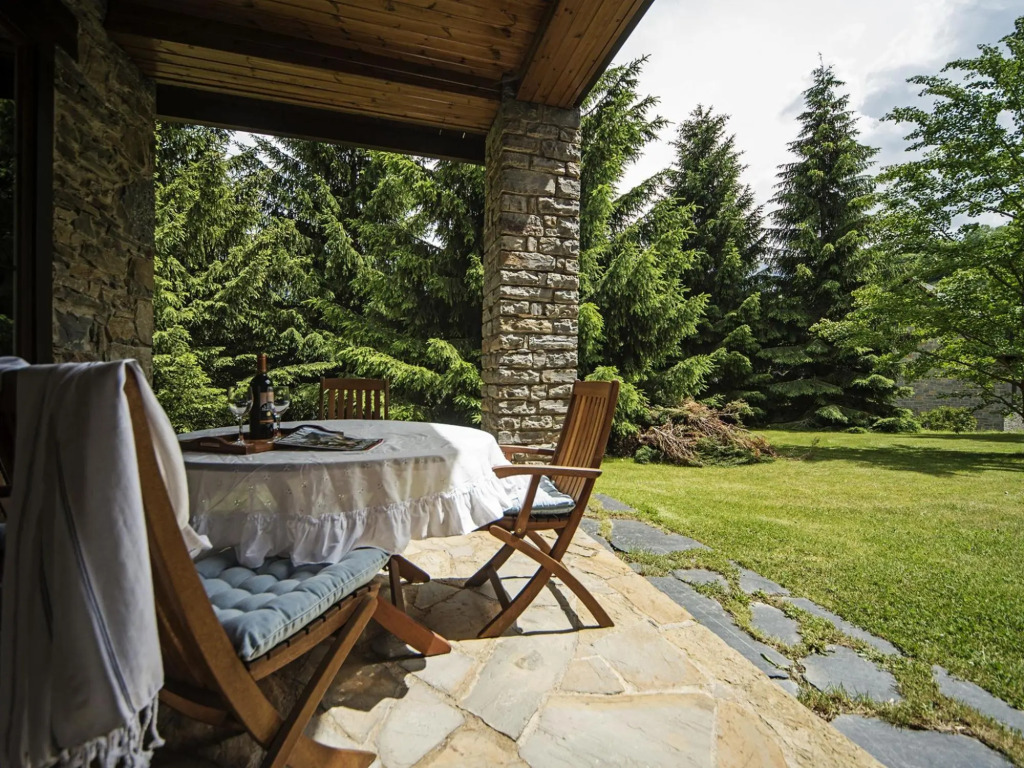 Splendid house next to the Baqueira Beret ski resort for 10 people