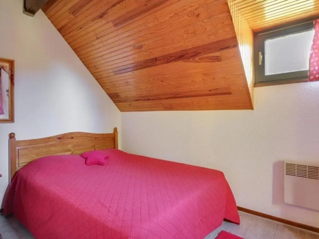Appartement Esquièze-Sère, 3 pièces, 6 personnes - FR-1-402-70