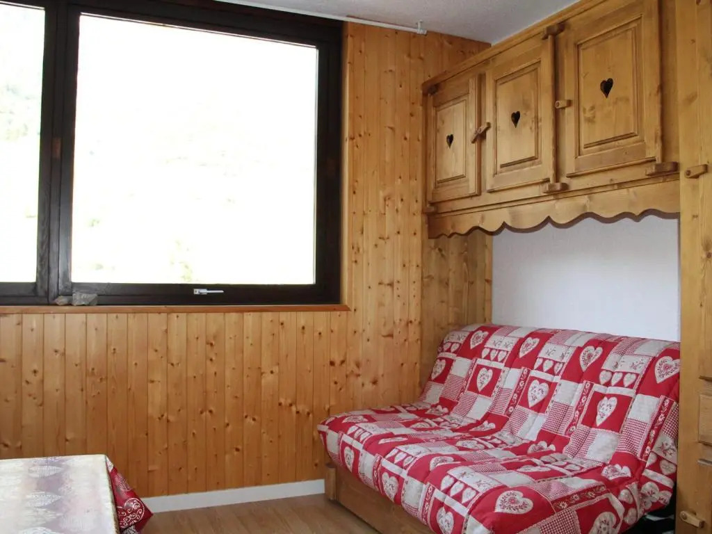 Appartement Lanslevillard, 1 pièce, 2 personnes - FR-1-508-235