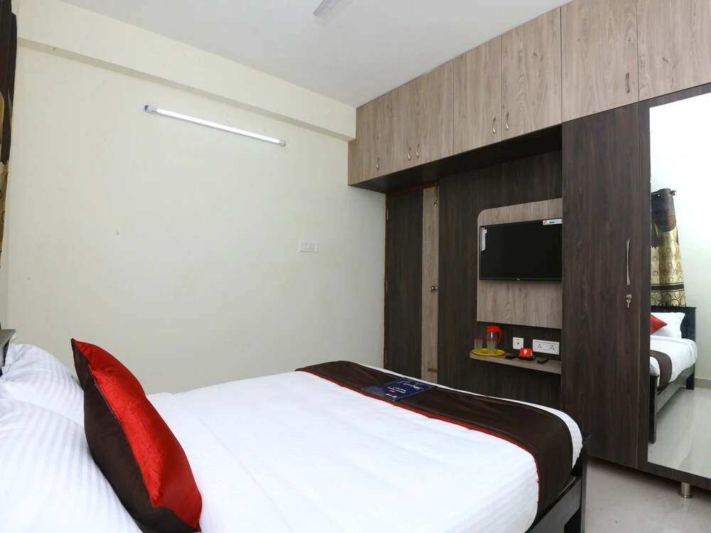 OYO 10123 The Posh Residency