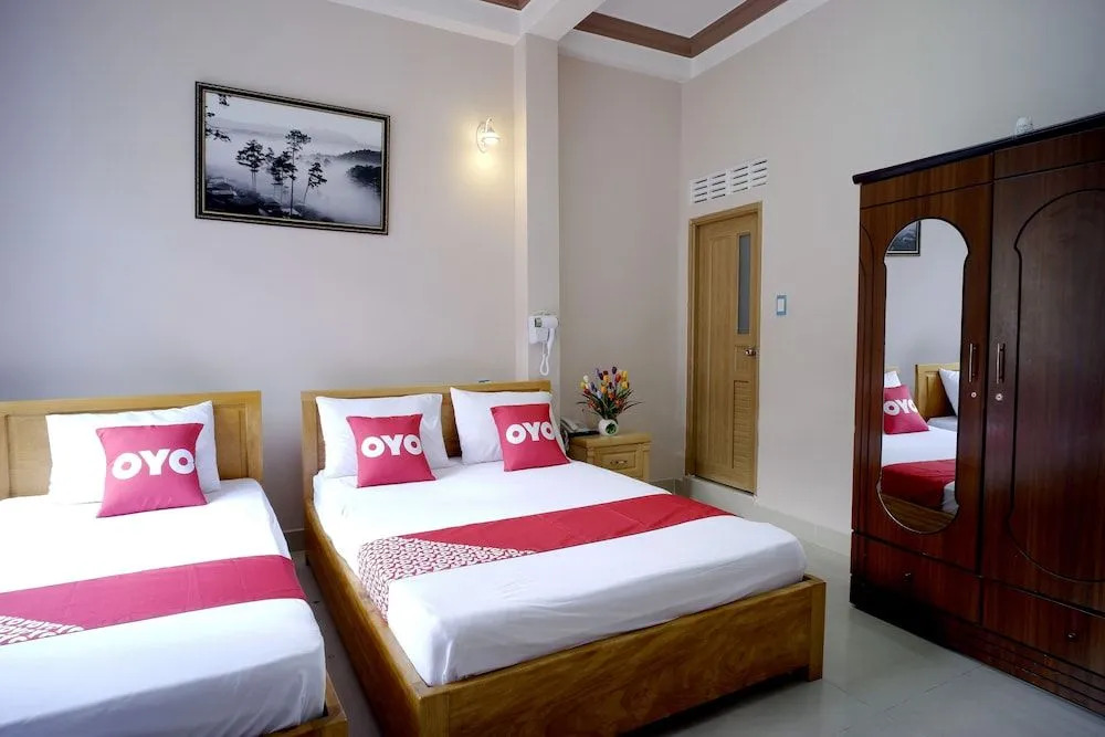 OYO 987 Thanh Thanh Nhan Hotel