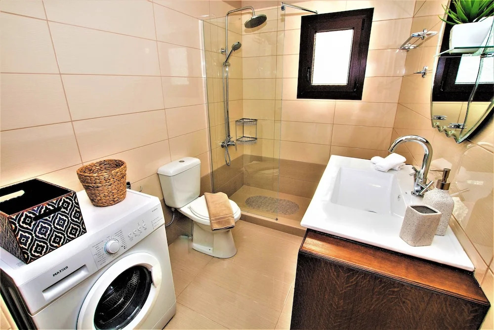 Ourania's Luxury Houses
