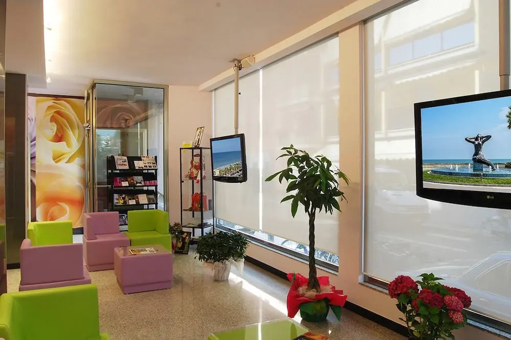 Hotel Clara