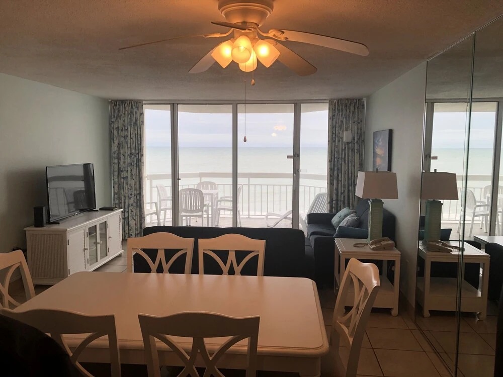 0608 Waters Edge Resort 1 Bedroom Condo