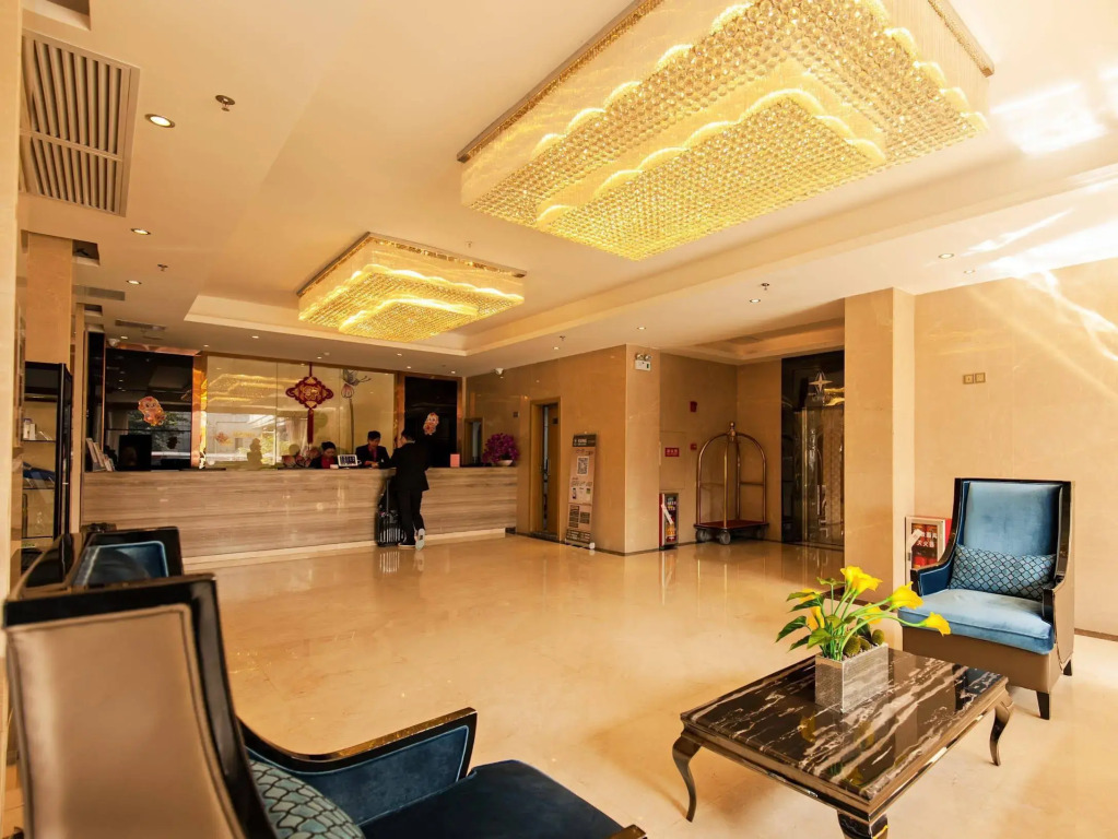 XingHe Hotel East Railway Branch